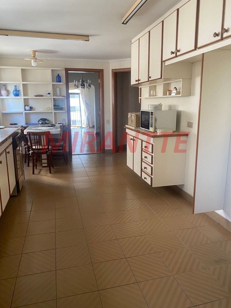 Apartamento de 260m² com 4 quartos em Santana