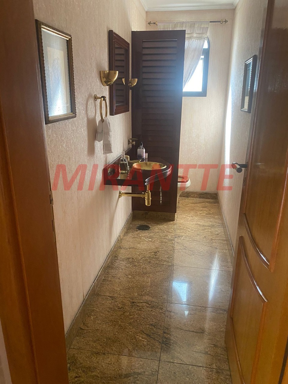 Apartamento de 260m² com 4 quartos em Santana