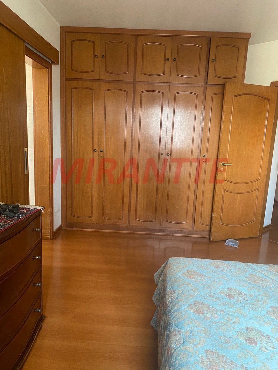 Apartamento de 260m² com 4 quartos em Santana