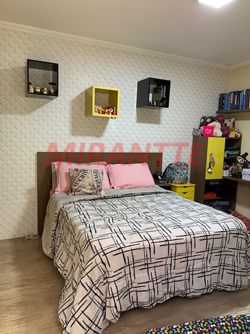 Casa terrea de 180m² com 2 quartos em Vila Aurora