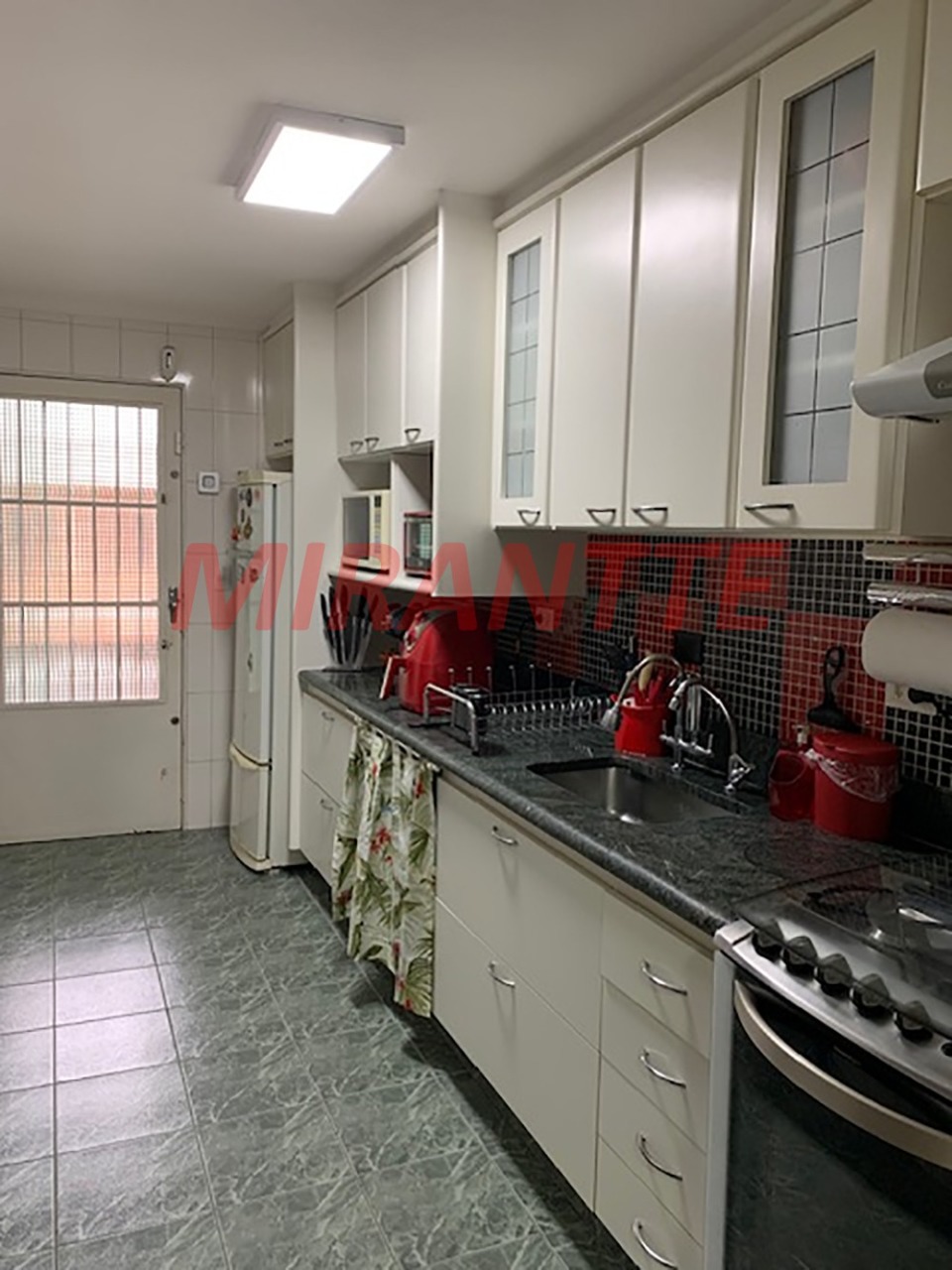 Casa terrea de 180m² com 2 quartos em Vila Aurora