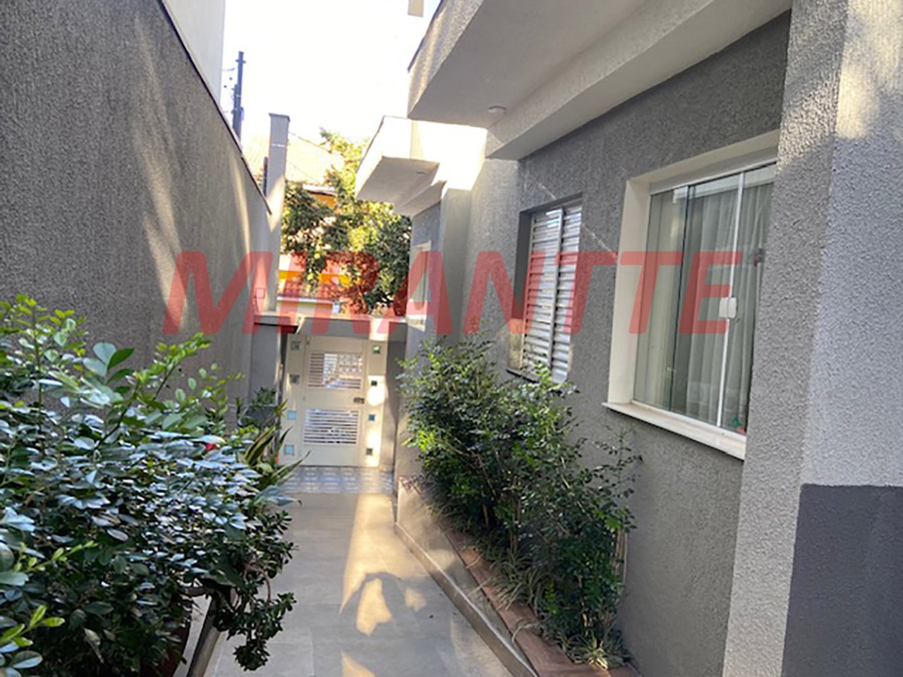 Cond. fechado de 35m² com 1 quartos em Vila Roque