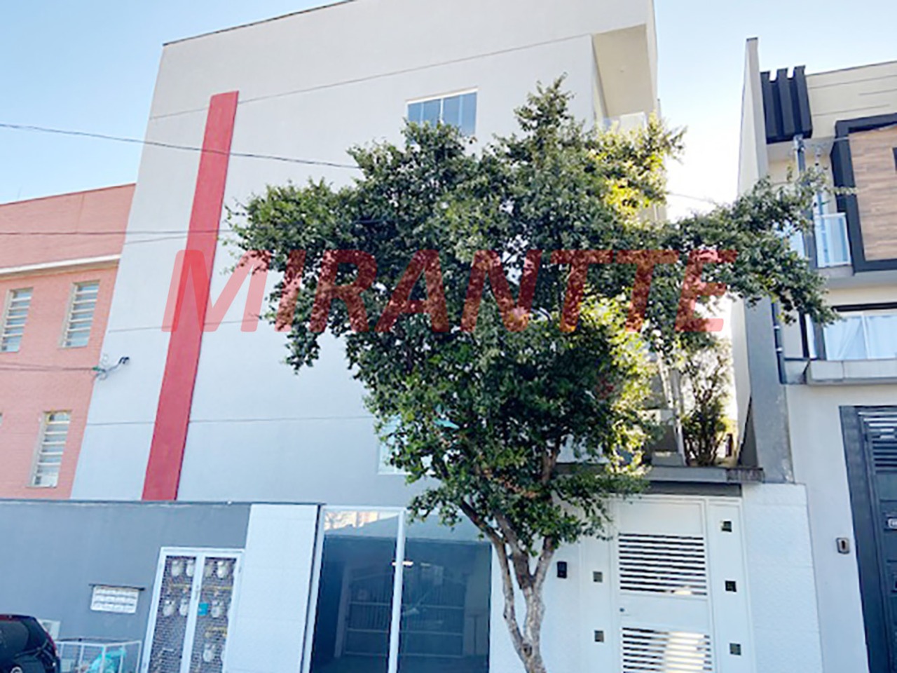 Cond. fechado de 35m² com 1 quartos em Vila Roque