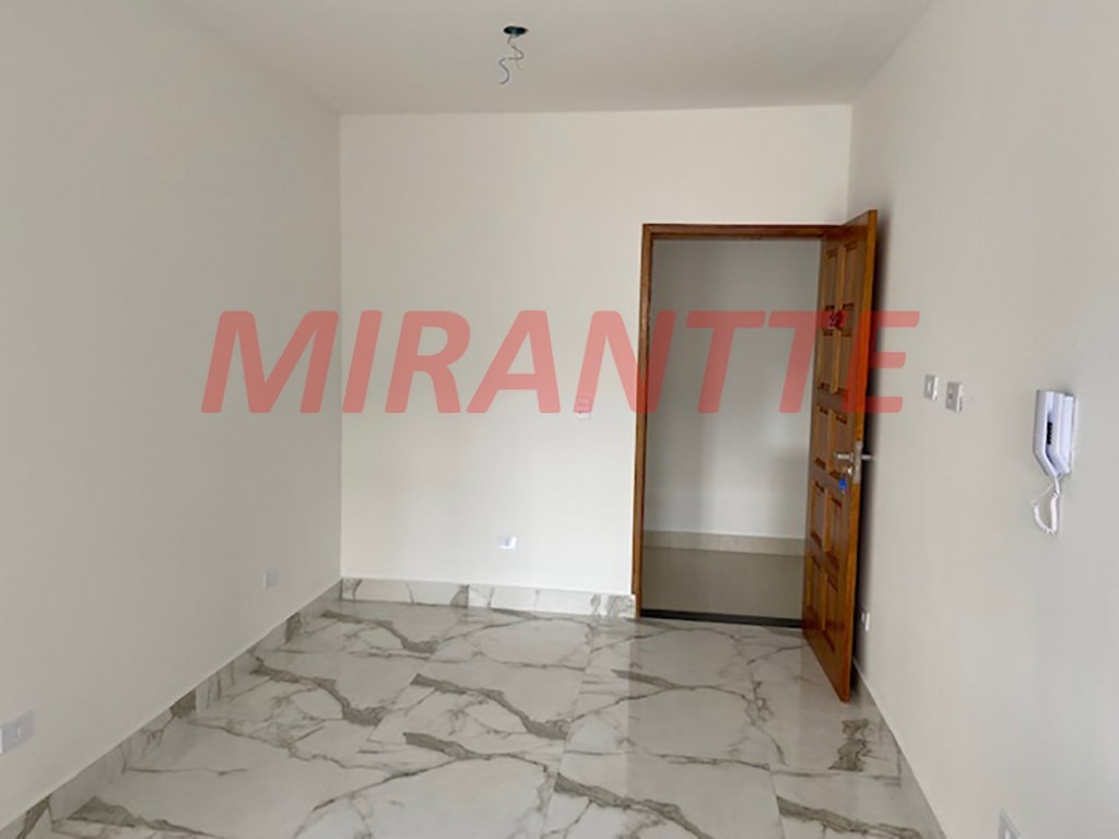 Cond. fechado de 35m² com 1 quartos em Vila Roque