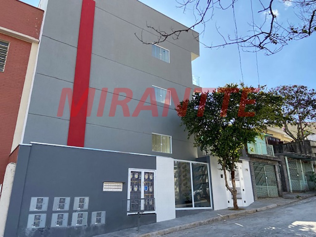 Cond. fechado de 35m² com 1 quartos em Vila Roque
