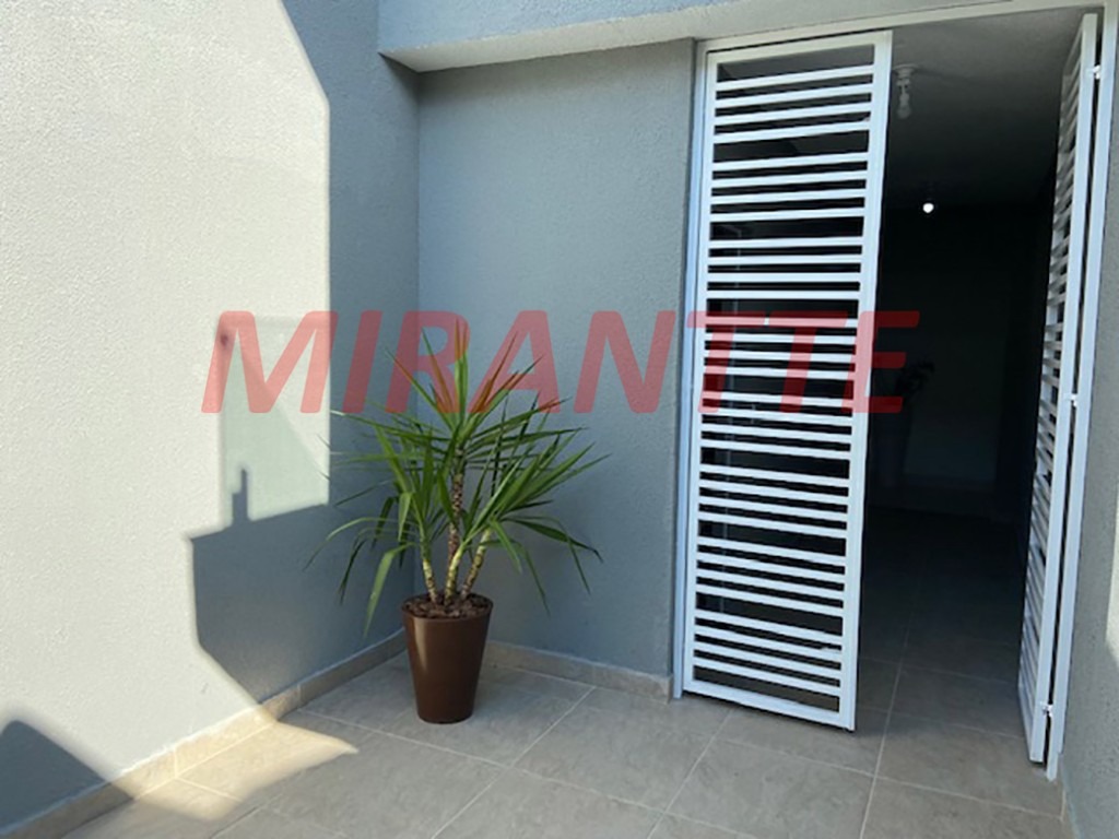 Cond. fechado de 35m² com 1 quartos em Vila Roque