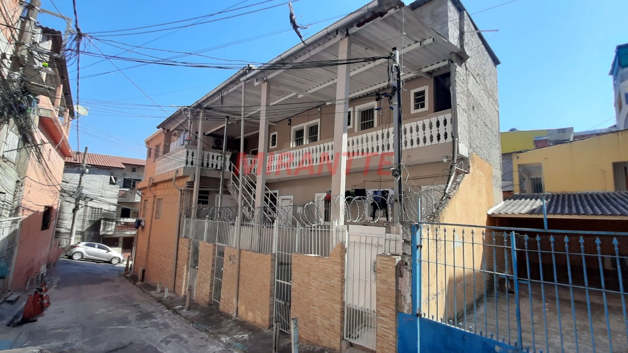 Sobrado de 300m² com 15 quartos em Vila Zat