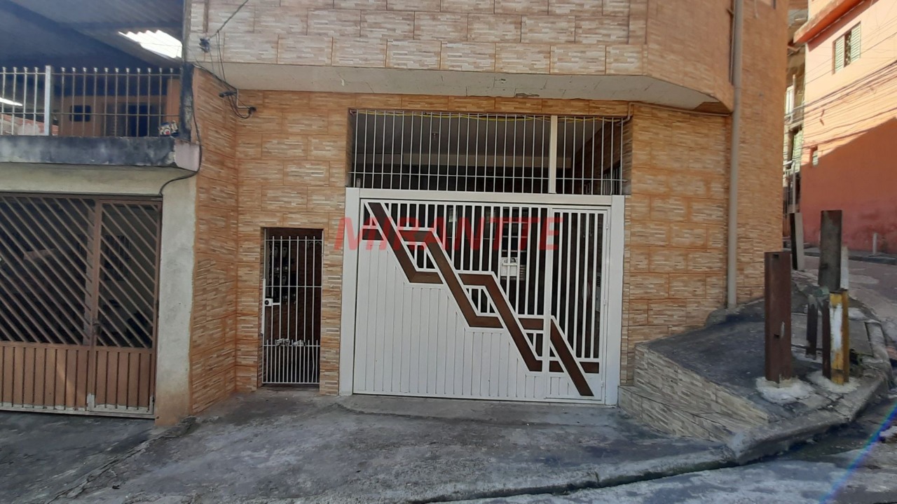 Sobrado de 300m² com 15 quartos em Vila Zat