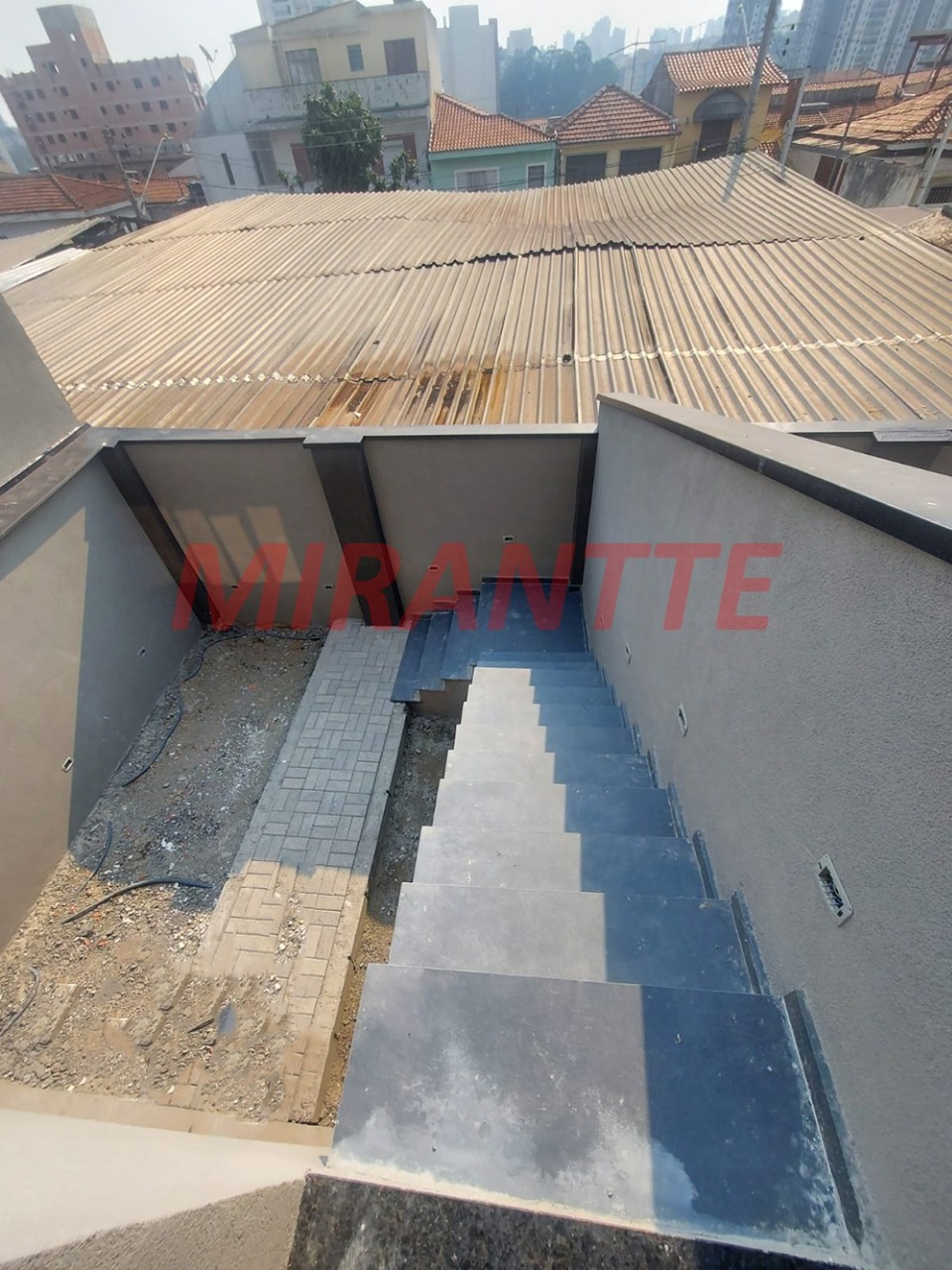 Sobrado de 212m² com 3 quartos em Parada Inglesa