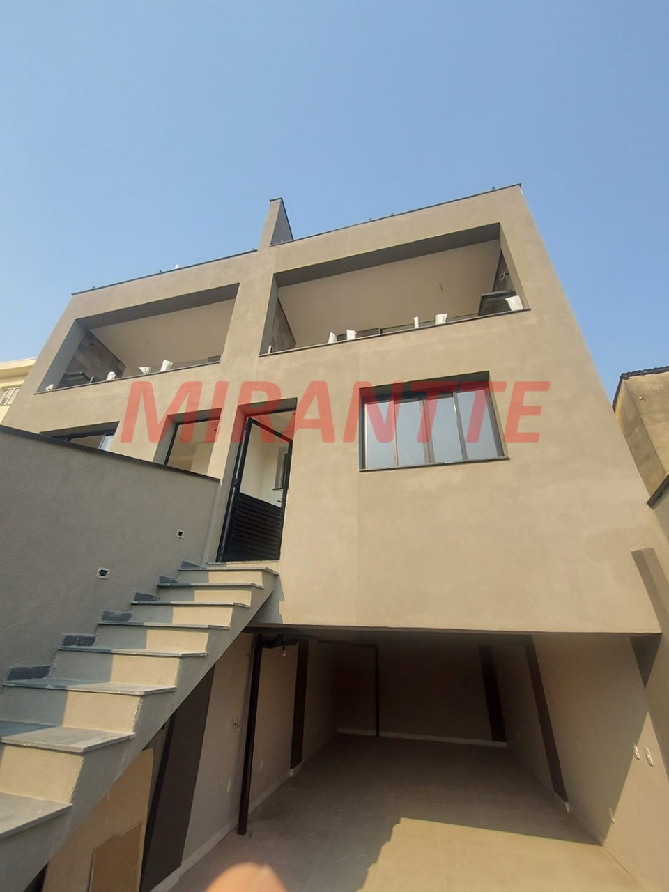 Sobrado de 212m² com 3 quartos em Parada Inglesa