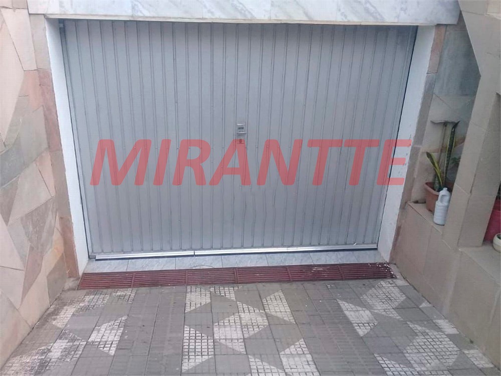 Sobrado de 200m² com 4 quartos em Parada Inglesa