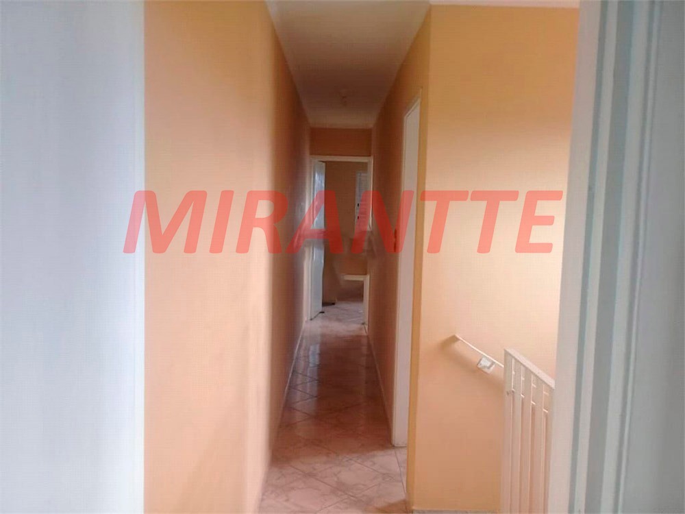 Sobrado de 200m² com 4 quartos em Parada Inglesa