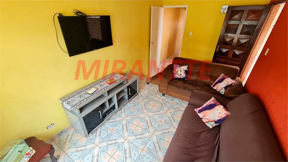 Sobrado de 200m² com 4 quartos em Parada Inglesa