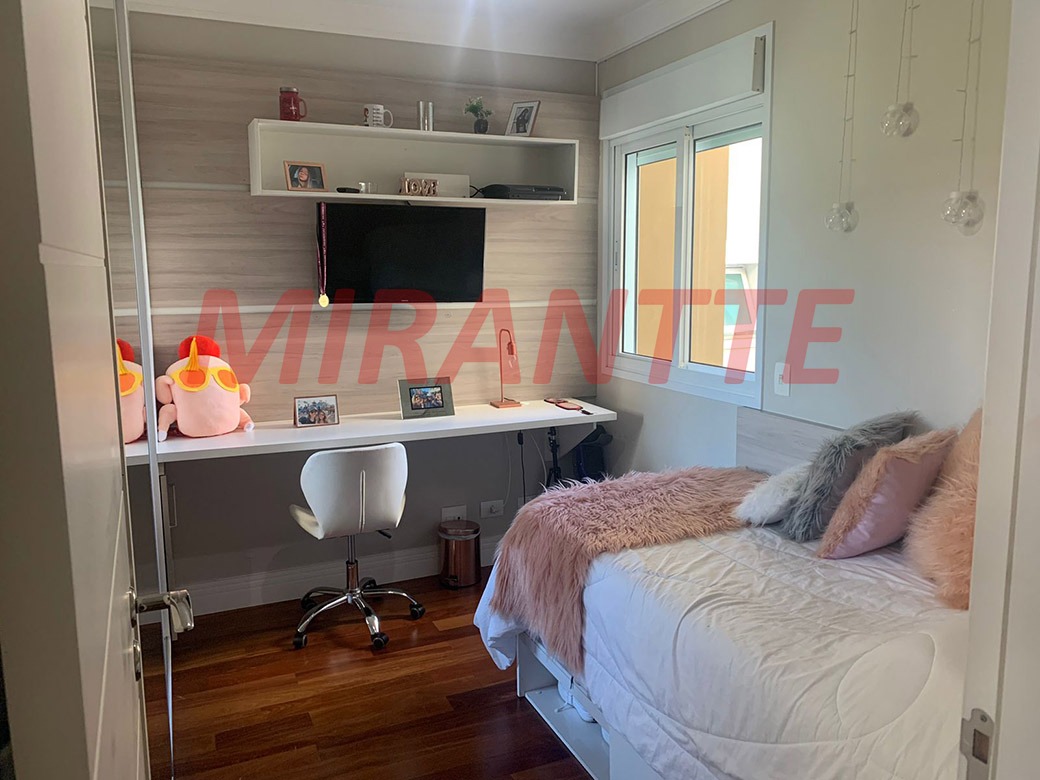 Cond. fechado de 350m² com 4 quartos em Tremembe