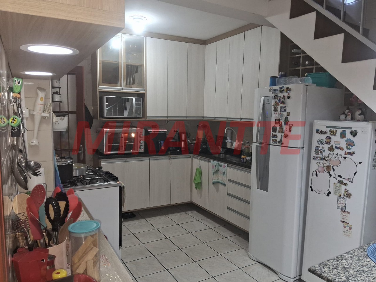 Sobrado de 250m² com 2 quartos em Vila Sirena