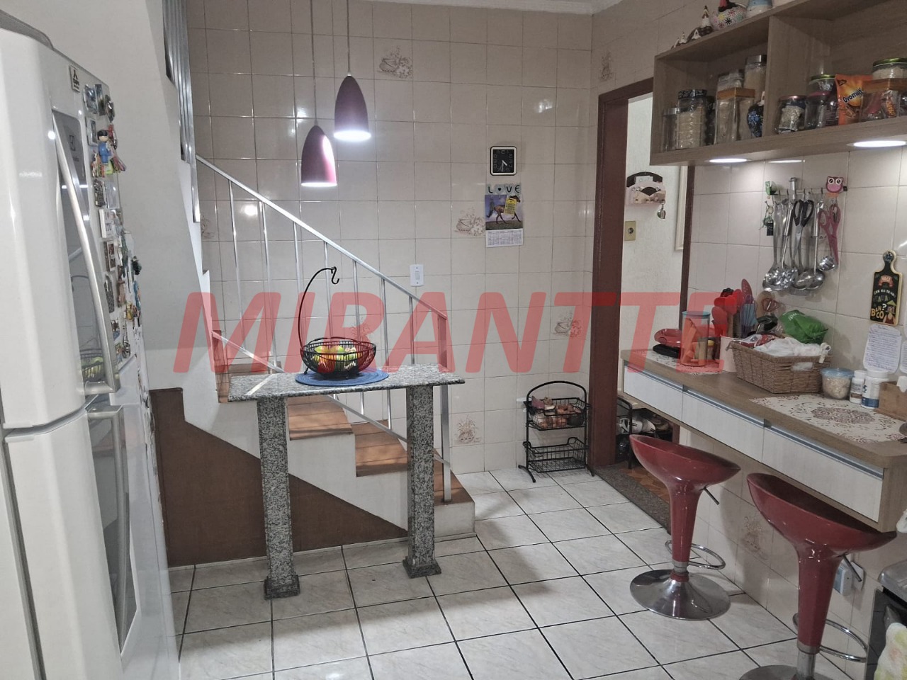 Sobrado de 250m² com 2 quartos em Vila Sirena