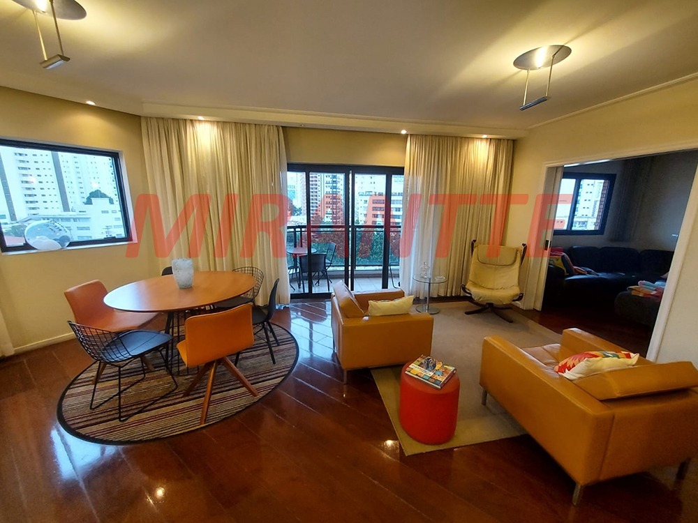 Apartamento de 140m² com 3 quartos em Santana