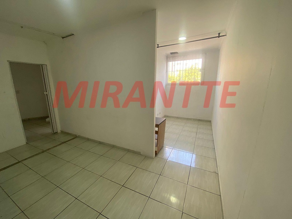 Comercial de 180m² em Santana