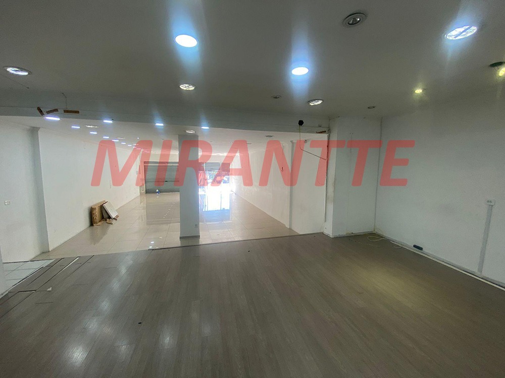Comercial de 180m² em Santana