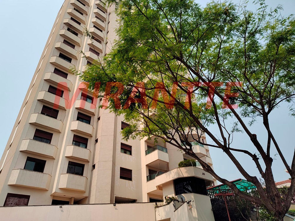 Apartamento de 158m² com 4 quartos em Água Fria