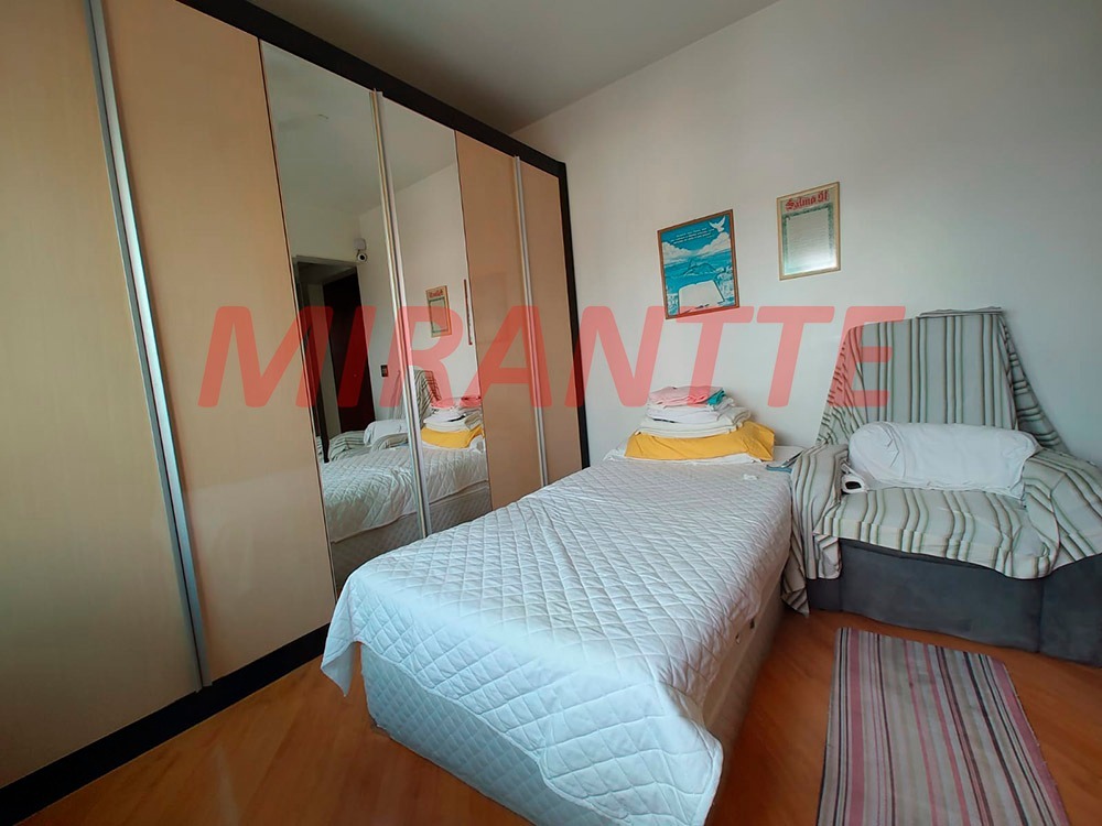 Apartamento de 158m² com 4 quartos em Água Fria
