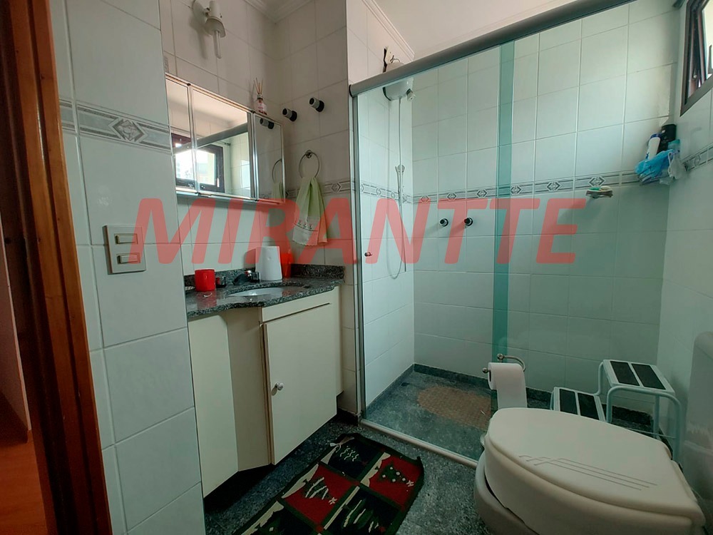 Apartamento de 158m² com 4 quartos em Água Fria