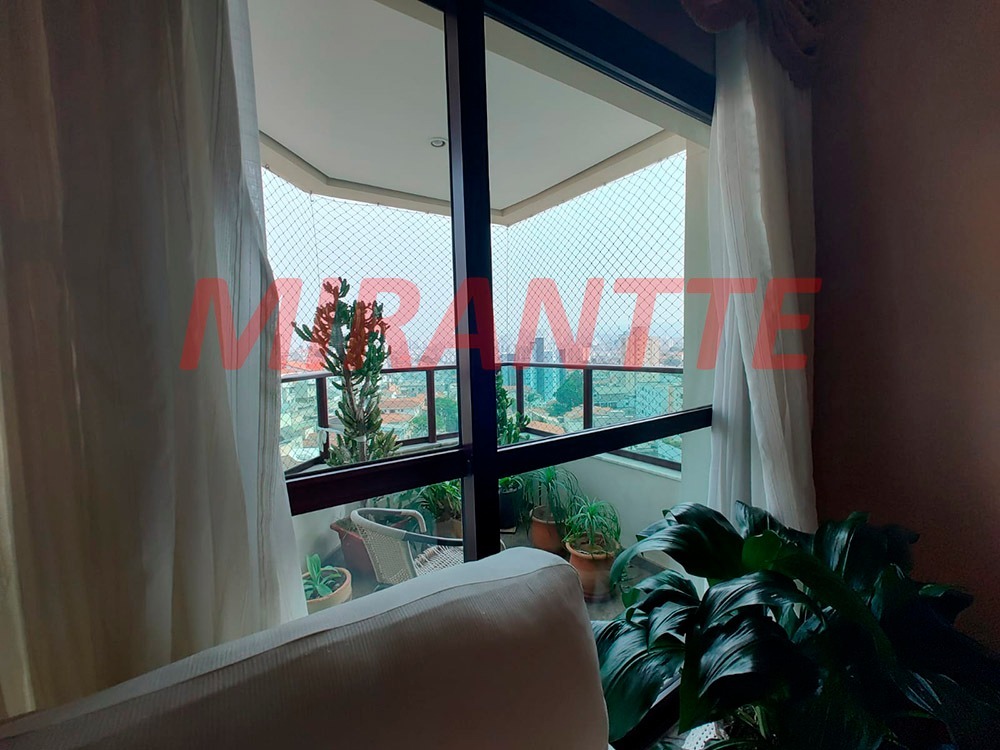 Apartamento de 158m² com 4 quartos em Água Fria