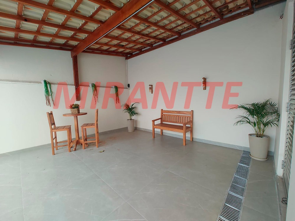 Apartamento de 158m² com 4 quartos em Água Fria