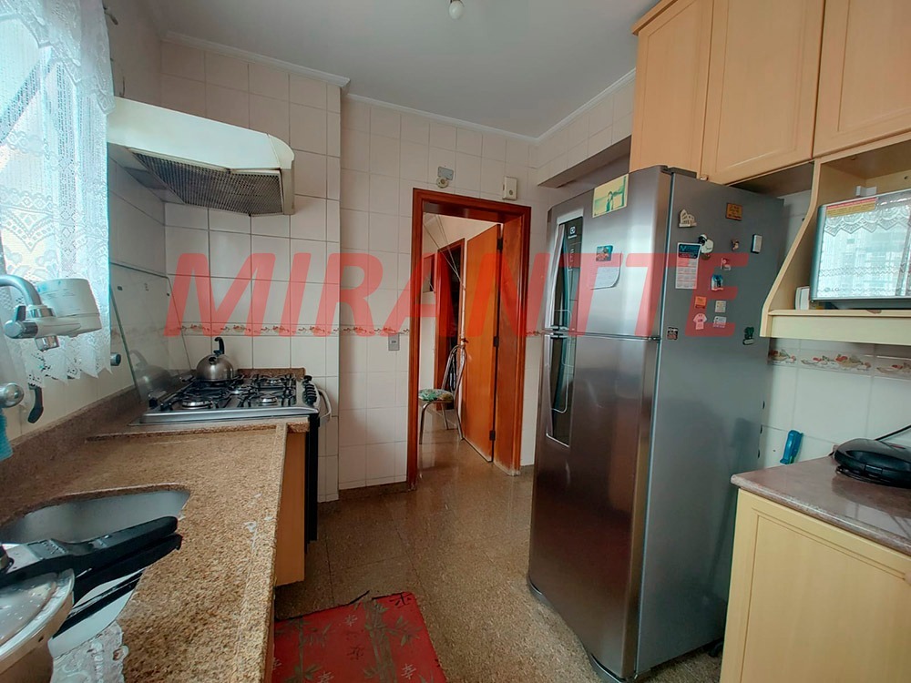 Apartamento de 158m² com 4 quartos em Água Fria