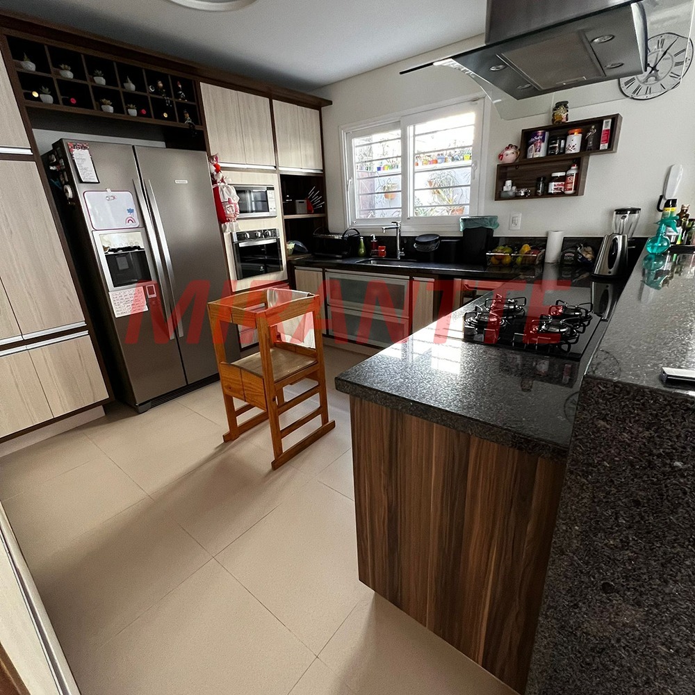 Casa terrea de 494m² com 3 quartos em Santana