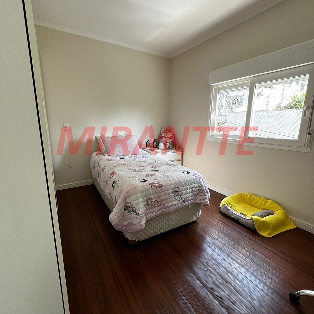 Casa terrea de 494m² com 3 quartos em Santana