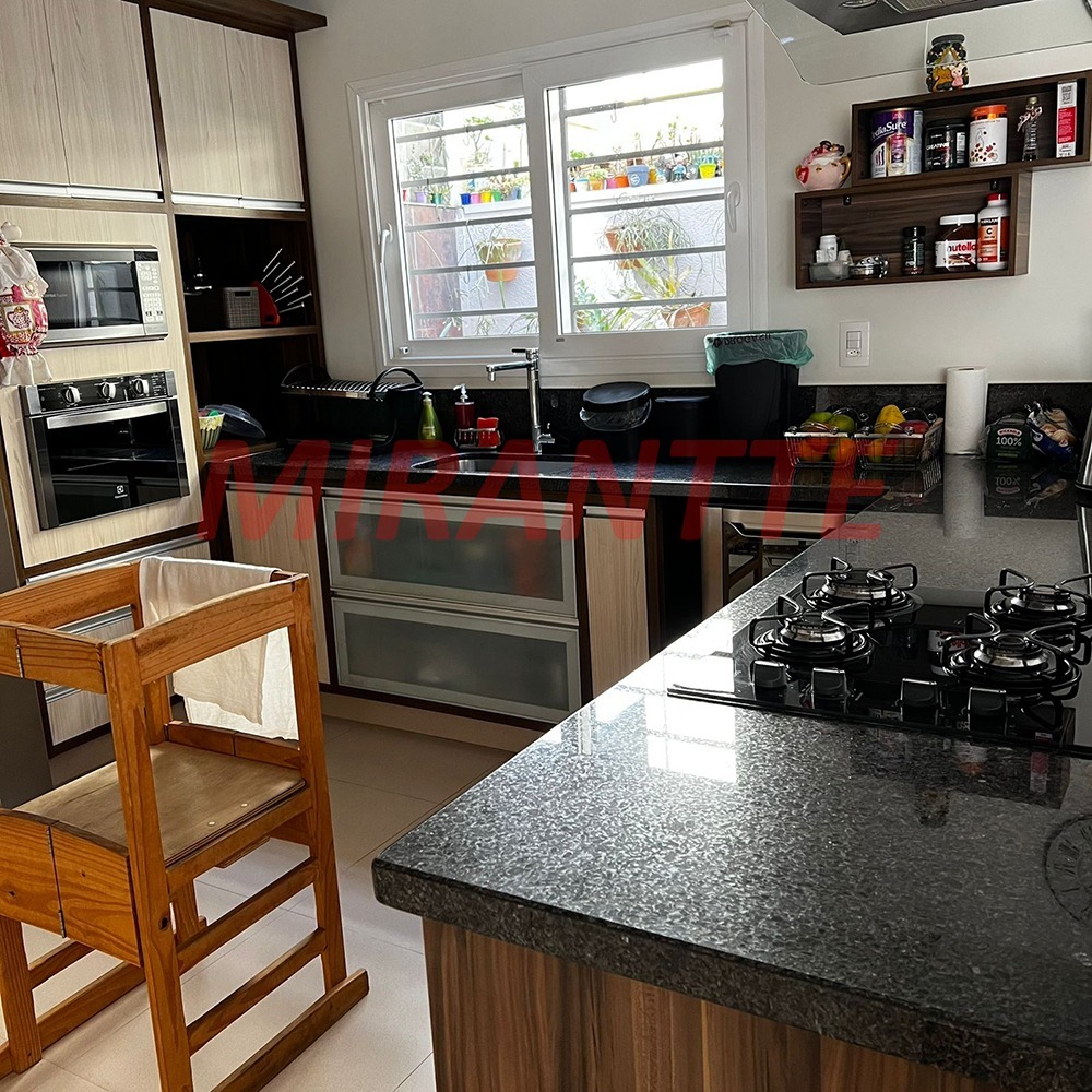Casa terrea de 494m² com 3 quartos em Santana