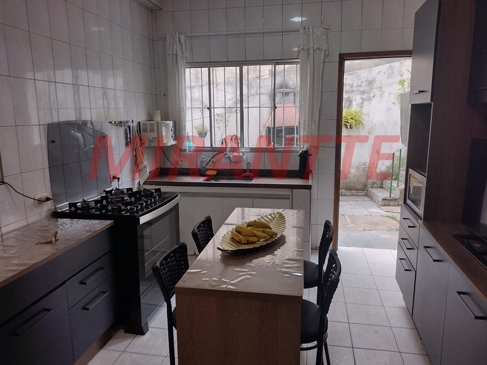 Casa terrea de 131m² com 4 quartos em Santana