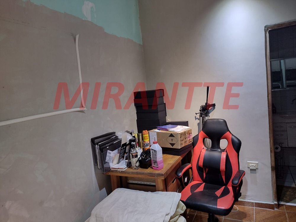 Casa terrea de 131m² com 4 quartos em Santana