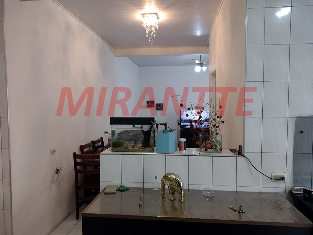 Casa terrea de 131m² com 4 quartos em Santana