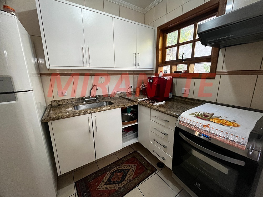 Casa terrea de 235m² com 8 quartos em Serra da Cantareira