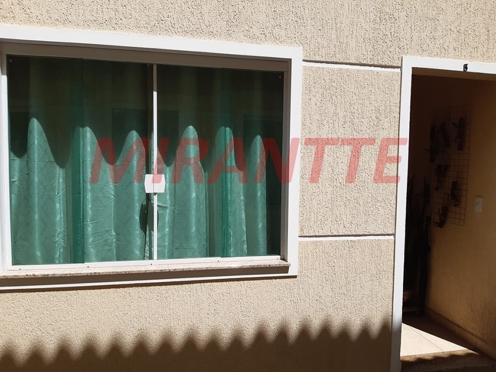 Cond. fechado de 70m² com 2 quartos em Vila Gustavo