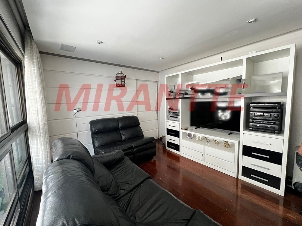Apartamento de 329m² com 4 quartos em Santana