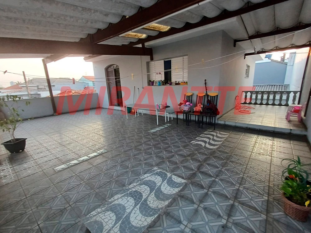 Sobrado de 240m² com 3 quartos em Vila Medeiros