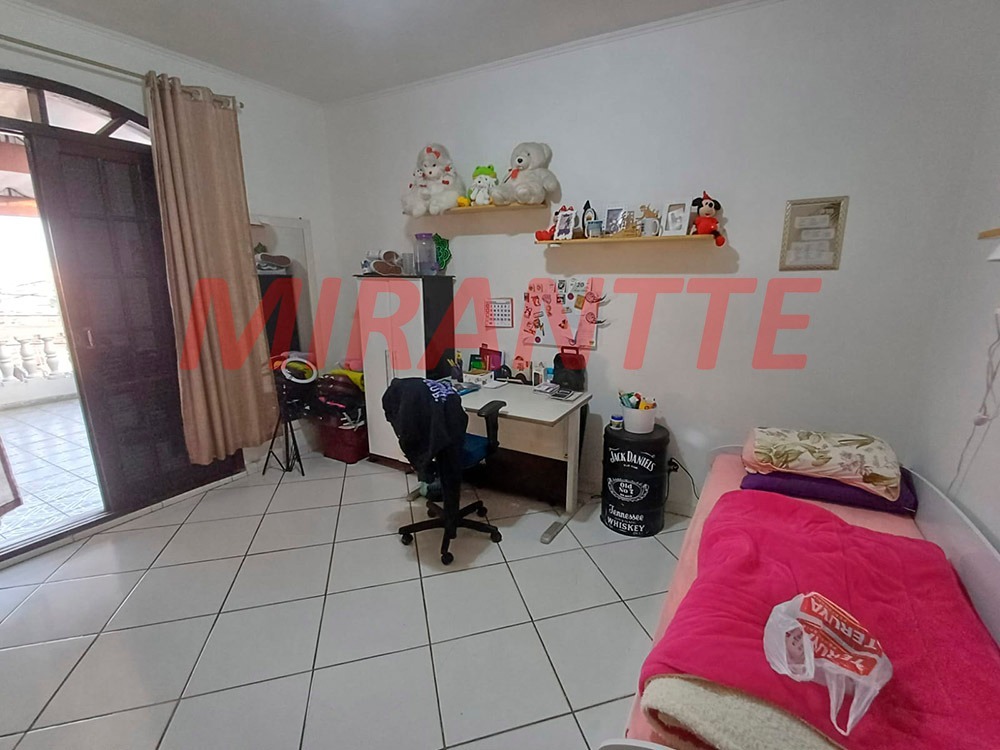 Sobrado de 240m² com 3 quartos em Vila Medeiros