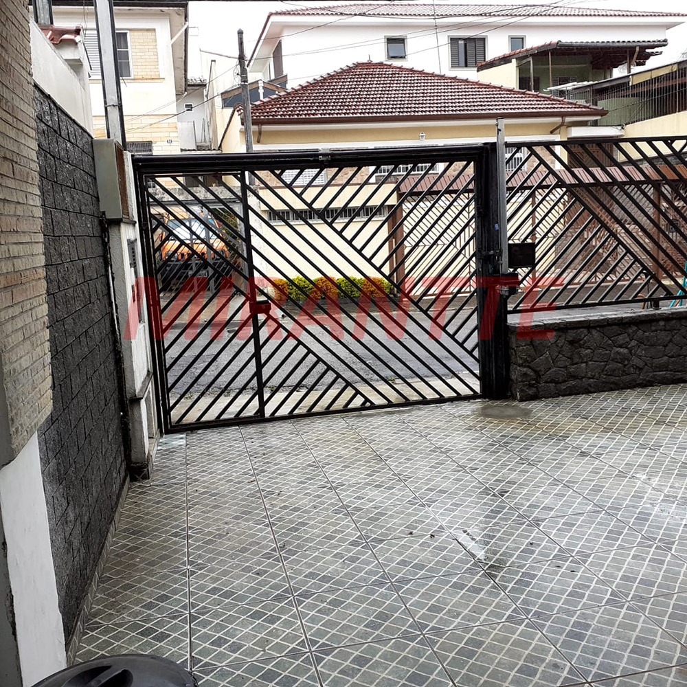 Sobrado de 150m² com 2 quartos em Santa Teresinha