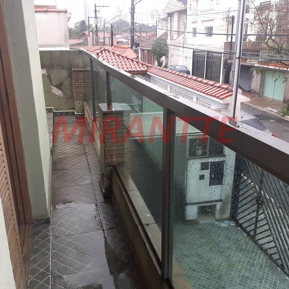 Sobrado de 150m² com 2 quartos em Santa Teresinha