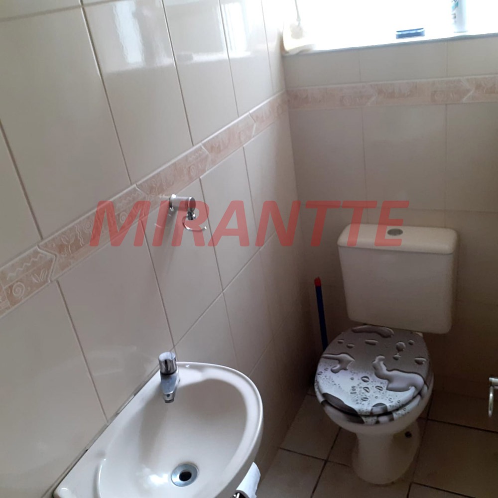 Sobrado de 150m² com 2 quartos em Santa Teresinha