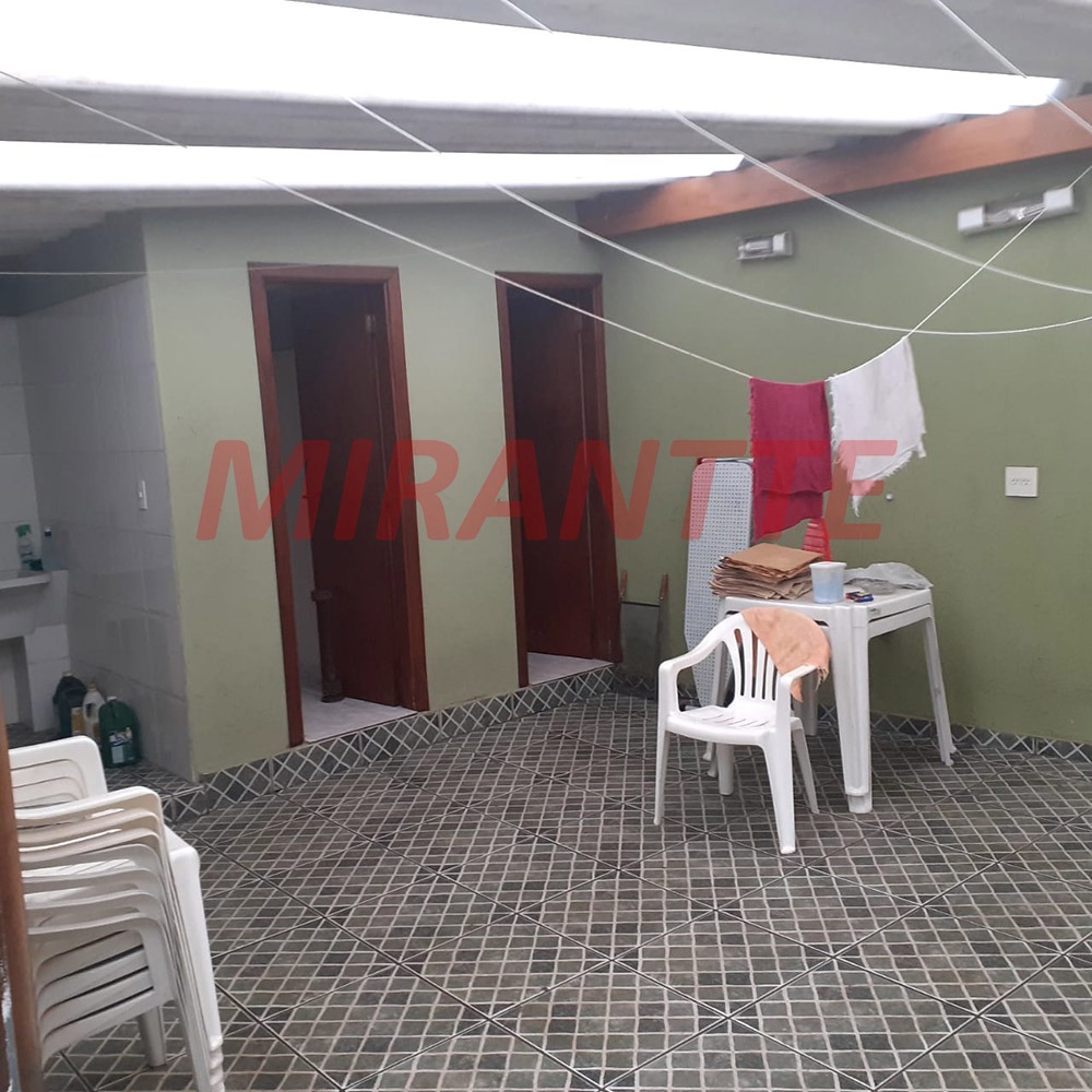 Sobrado de 150m² com 2 quartos em Santa Teresinha