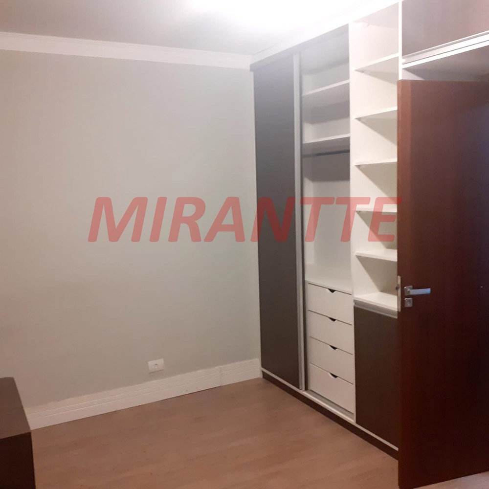 Sobrado de 150m² com 2 quartos em Santa Teresinha