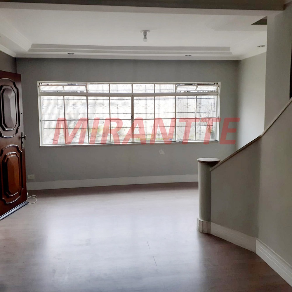 Sobrado de 150m² com 2 quartos em Santa Teresinha