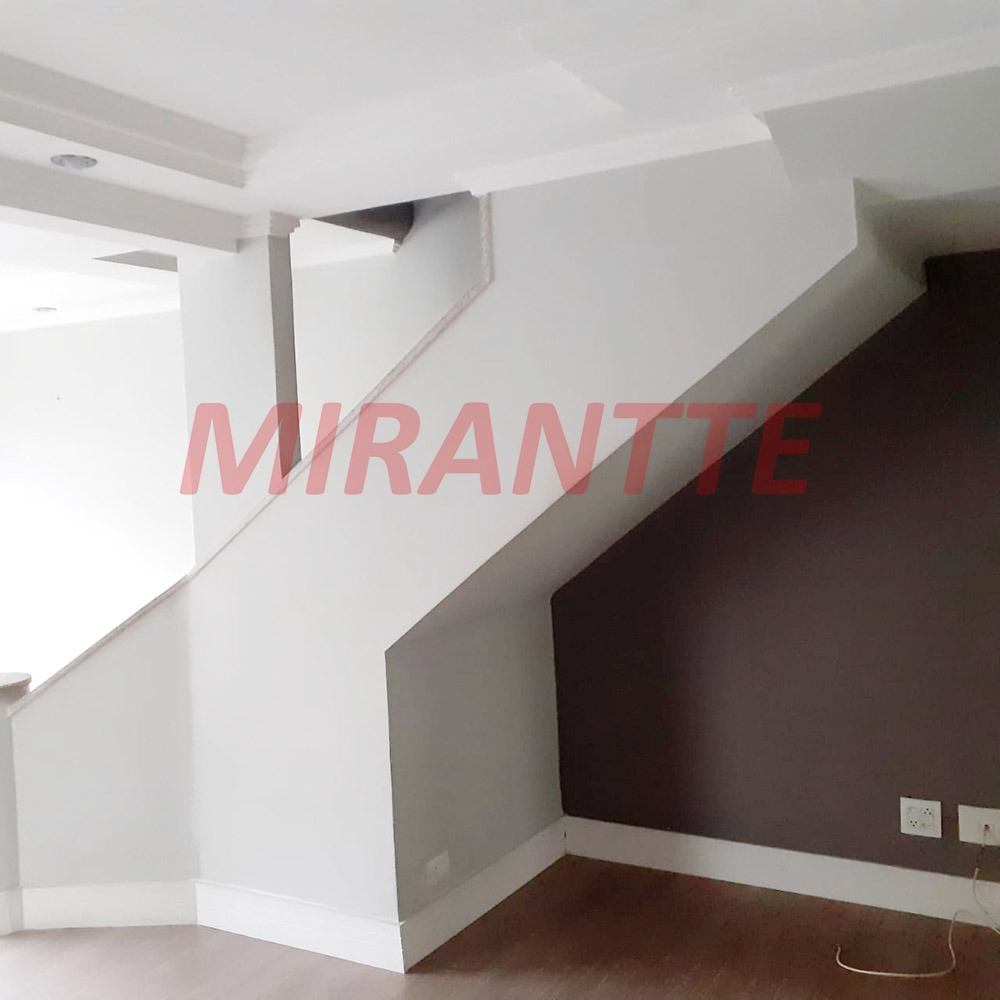 Sobrado de 150m² com 2 quartos em Santa Teresinha