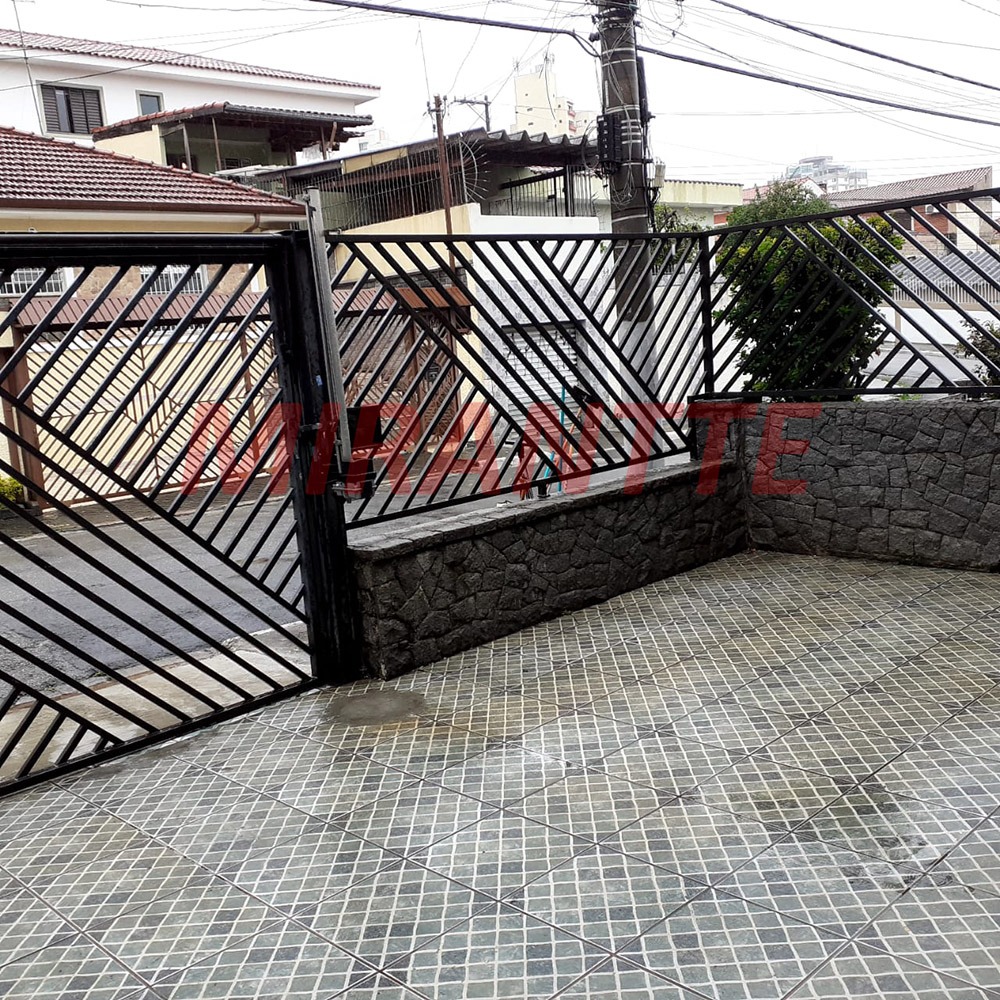 Sobrado de 150m² com 2 quartos em Santa Teresinha