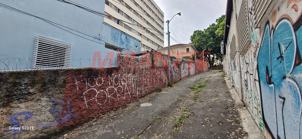Terreno de 0m² em Santana