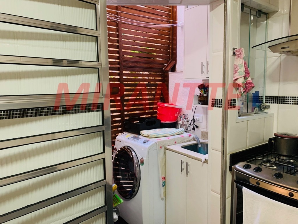 Cond. fechado de 130m² com 3 quartos em Chora Menino